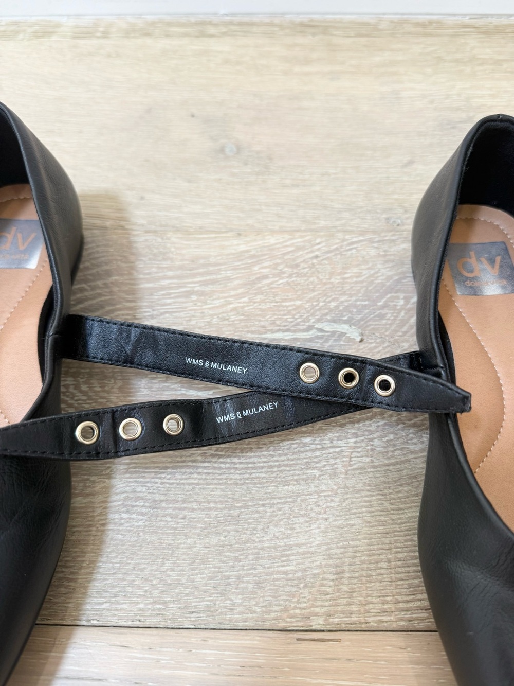 Dolce Vita Mulaney Mary Jane Flat - Picture 5 of 5
